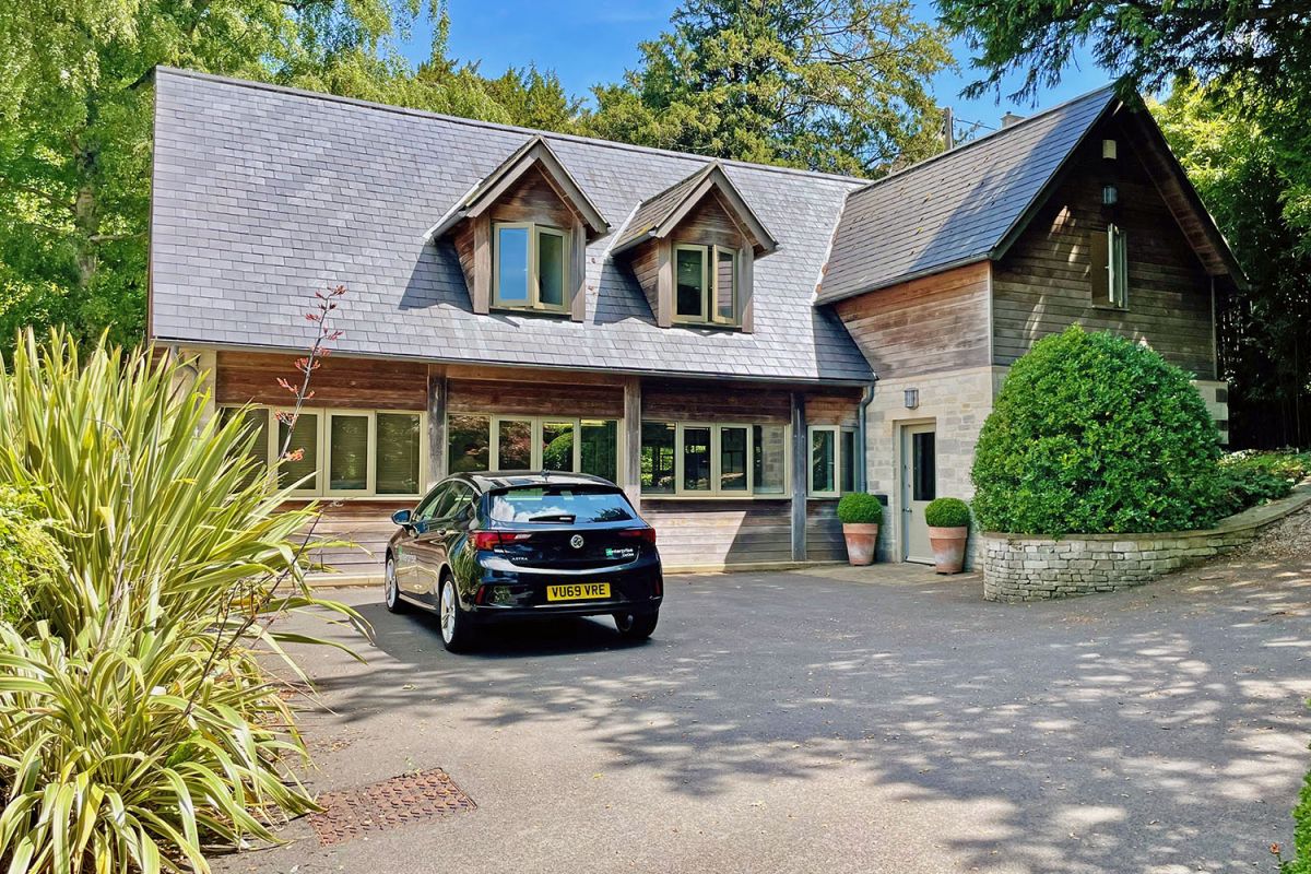 Coach House approach